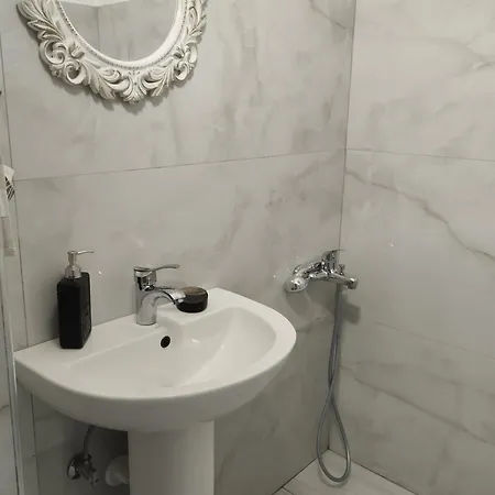 Apartman Dim's